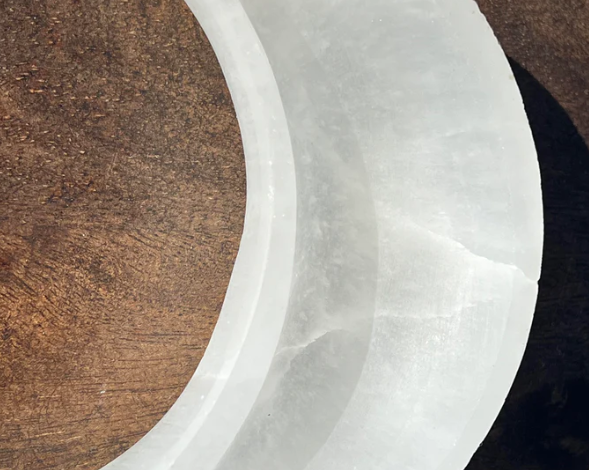 How To Charge Stones With The Full Moon - Selenite Bowl